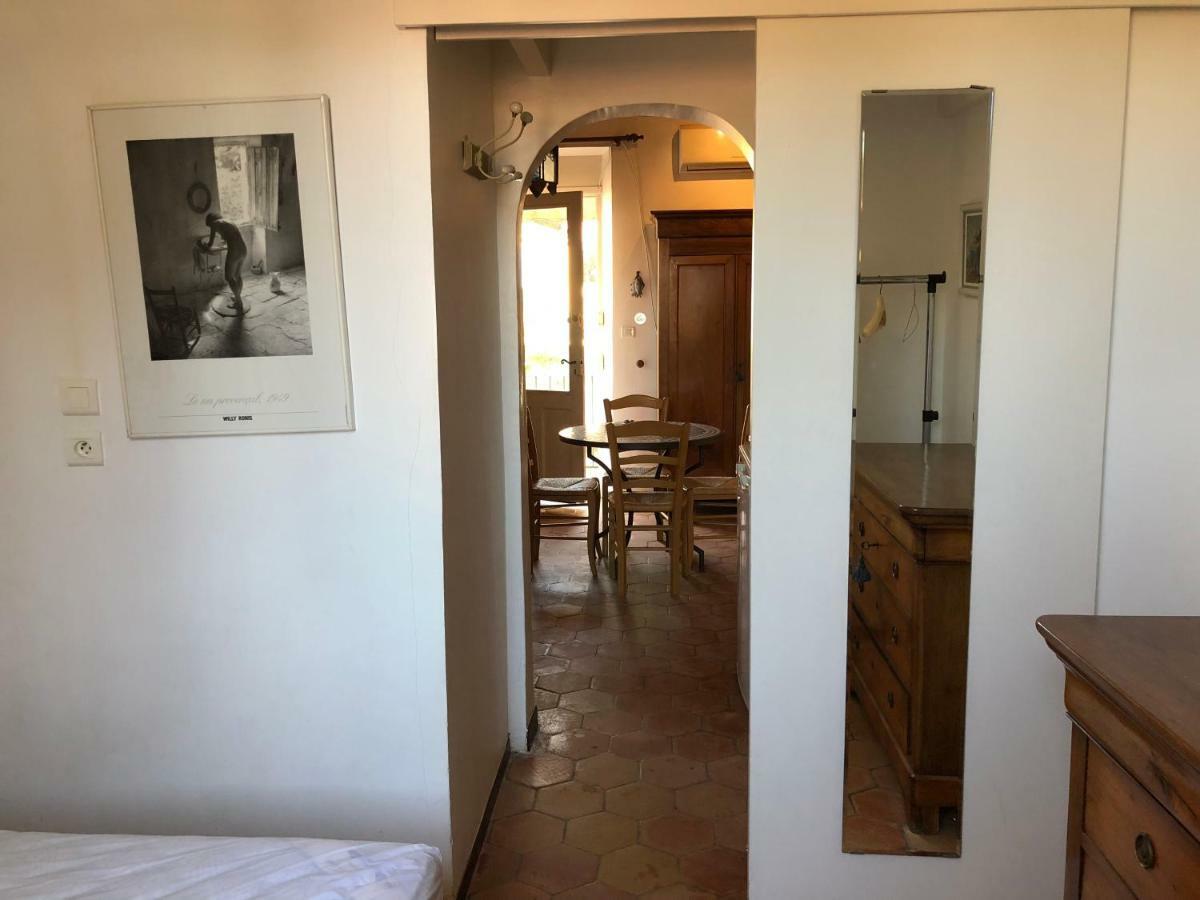 Maison de pêcheur à Porquerolles Extérieur photo