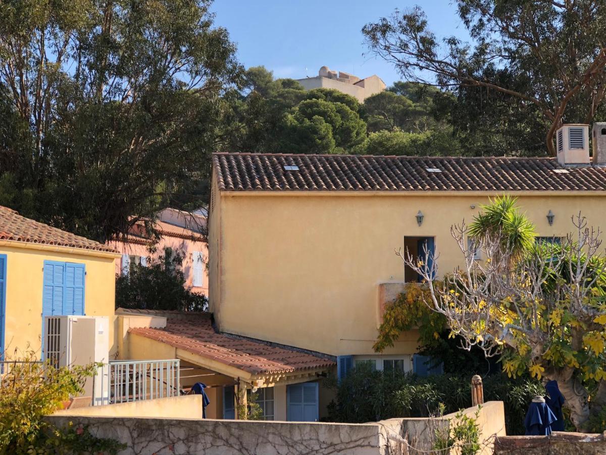 Maison de pêcheur à Porquerolles Extérieur photo